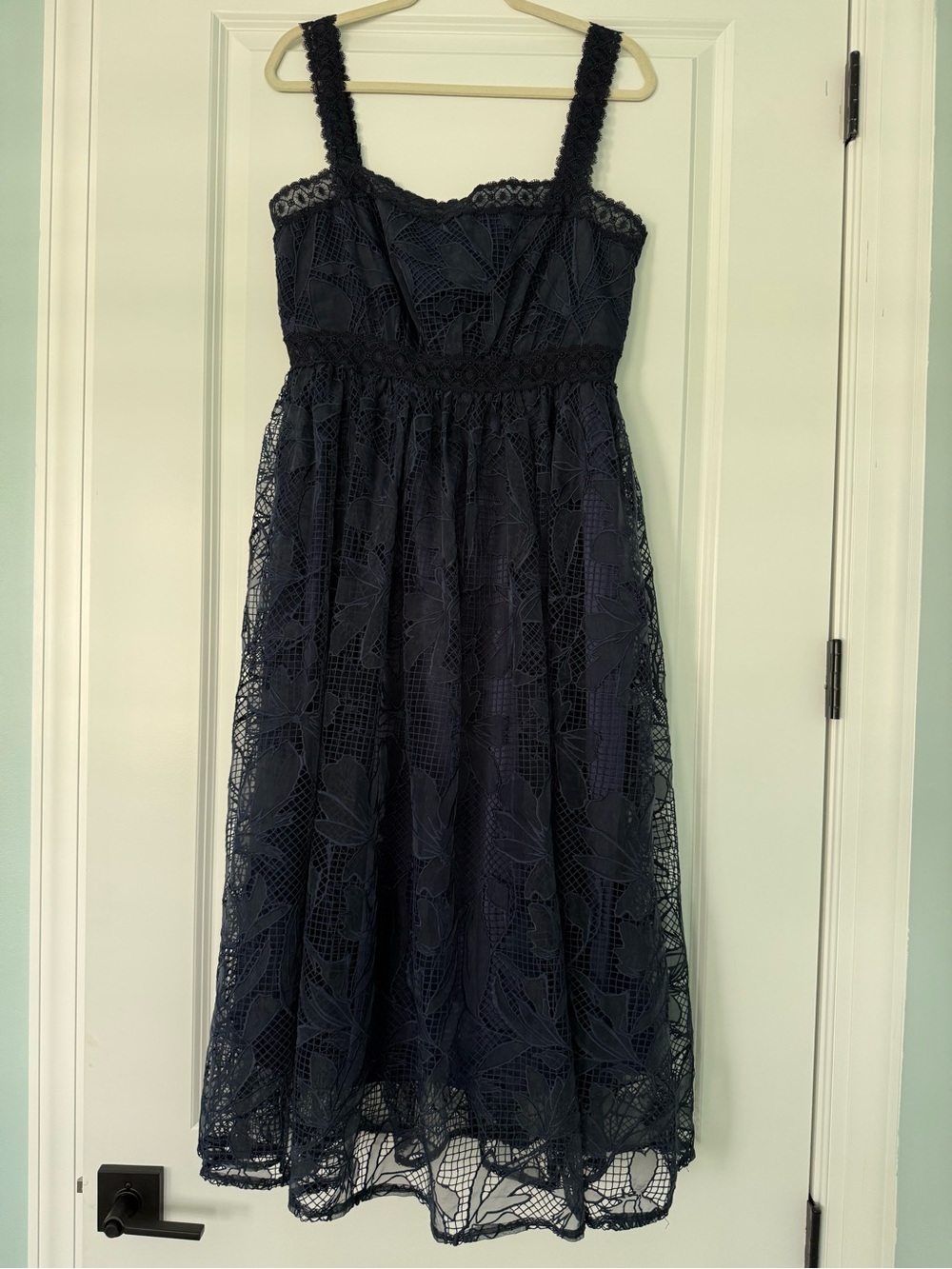 ML Monique Lhuillier Navy Guipure Lace Midi Dress – Size 12